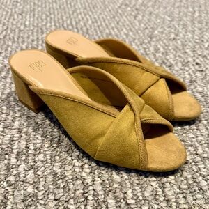 Cabi Marigold Block Heel Mules